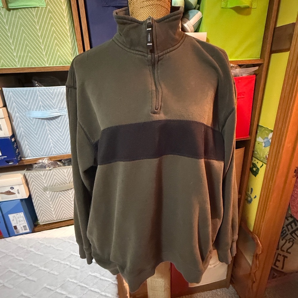 Izod Men's Green Zip-Up Sweater with Black Stripe